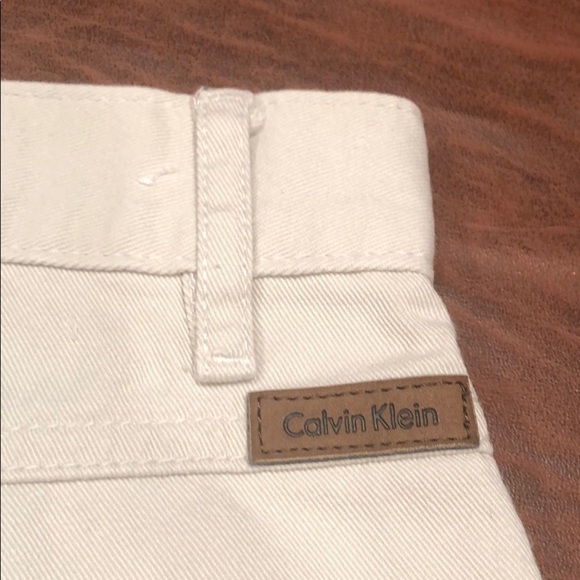 CALVIN KLEIN Khaki Shorts w/Side Pockets Size 8 - Picture 5 of 7